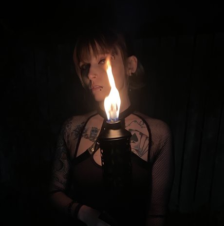 Tizzy Lane onlyfans de