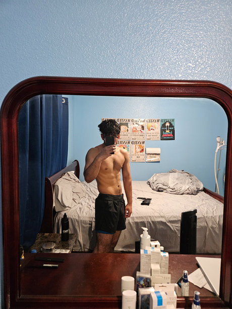 Hungcollegeguy4 only fans free