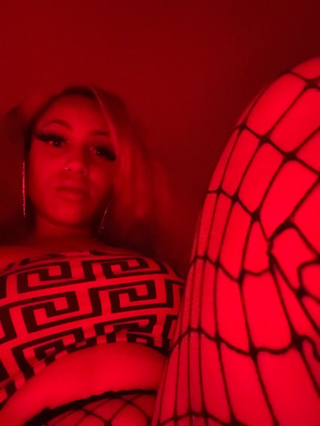 Yenna53 nude onlyfans