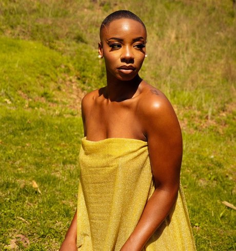 Naughty Q onlyfans boobs