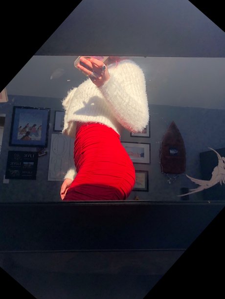 Charlotte Aria onlyfans nude