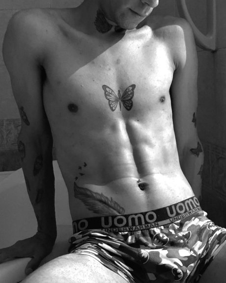 Antonio Jonhatan naked leaked onlyfans