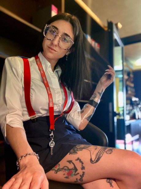 Scarlett Model onlyfans leake