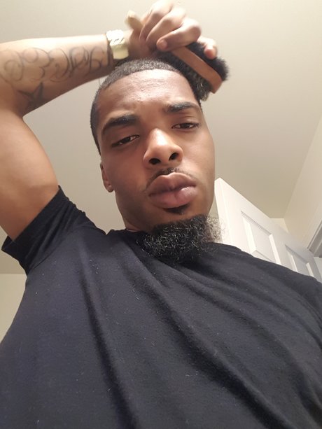 TRINI CURVE onlyfans nudes leak