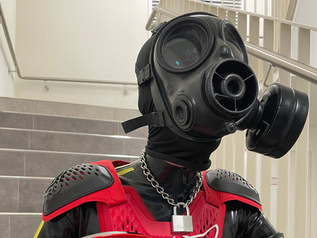 rubber boy__ onlyfans naked