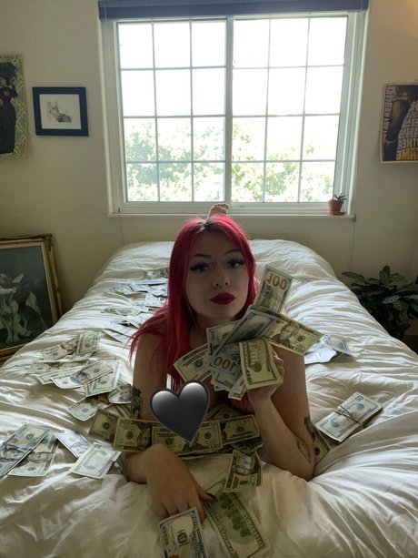 Deity Crisco naked only fans