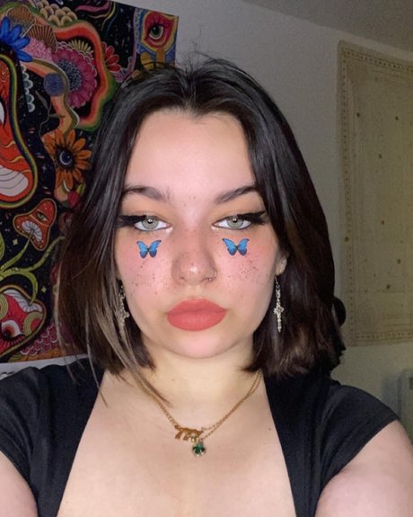 Goddess Em onlyfans nude photos