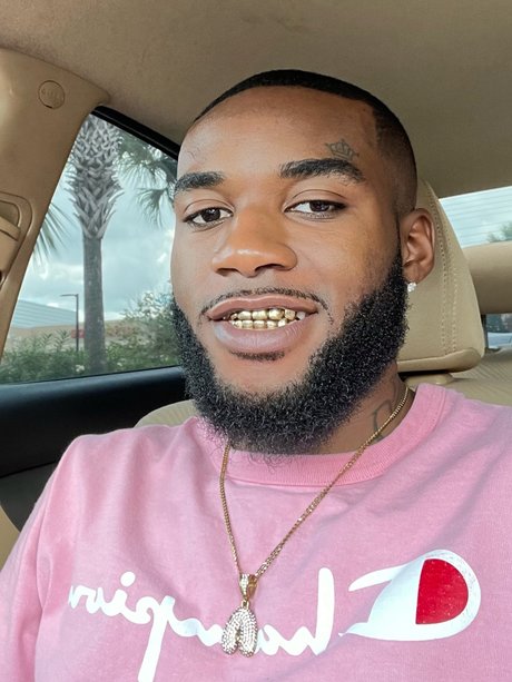 Yung Bull_ is on onlyfans