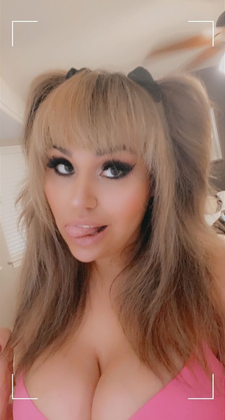 ShesXmagic onlyfans public photos