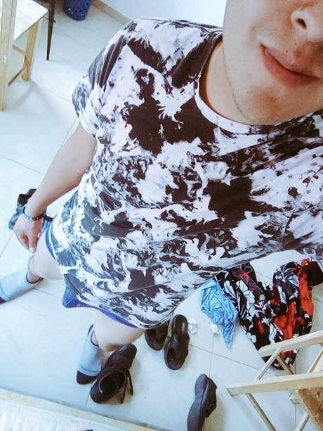 Edgar Lan onlyfans content type