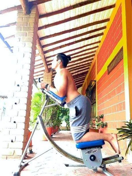 Darwin Parra new onlyfans leak