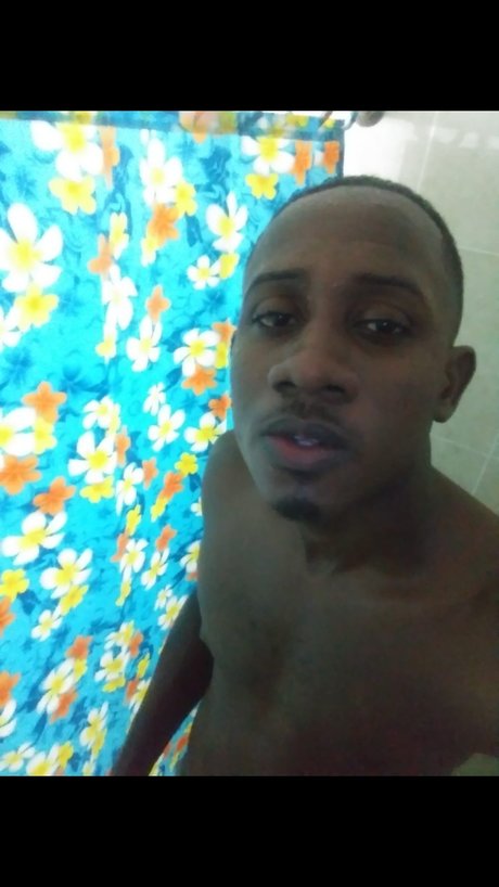 Sheldon Bucknor onlyfans leak new