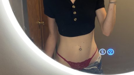 Natasha Leigh leak only fans