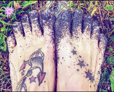 Tessies Tootsies onlyfans nude content