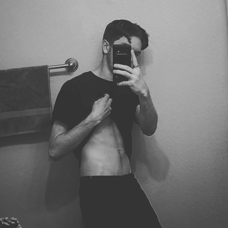 Eddie Dubz ass onlyfans