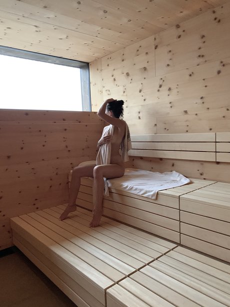 Me Bella onlyfans leaked.