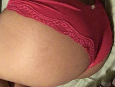 SweetAxxGoldie onlyfans content leaked