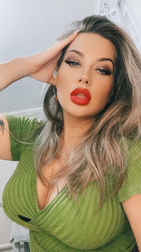 Yulia VIP onlyfans sex tape