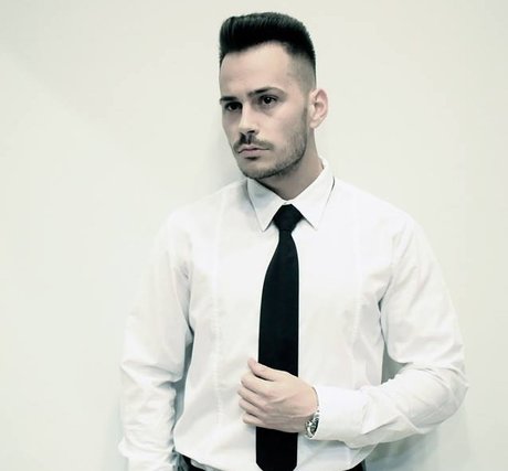 Sexy Muscle onlyfans creator