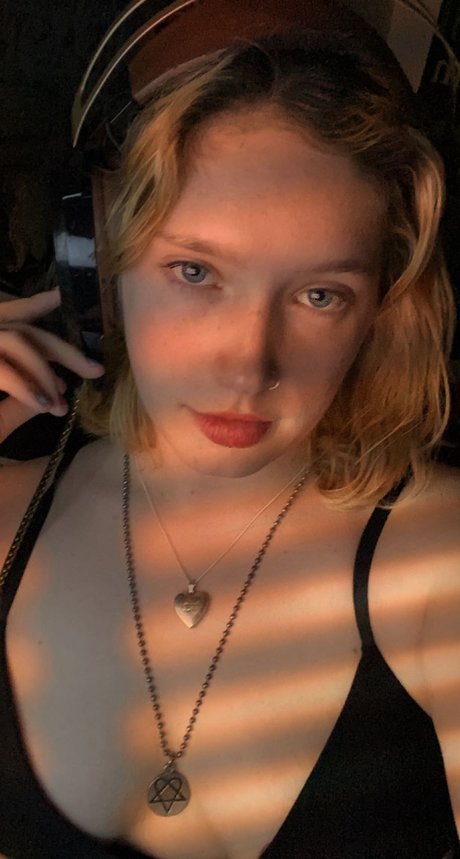 Lady Scarlett leak onlyfans nude