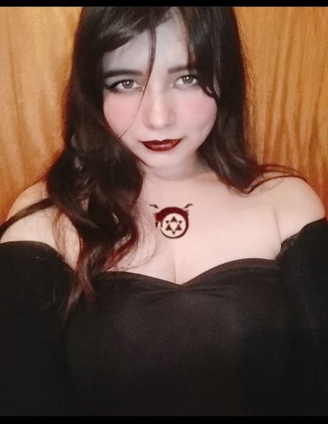 Rave Raven onlyfans naked pics