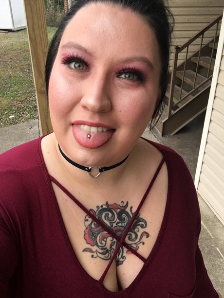 Alana Slade on onlyfans