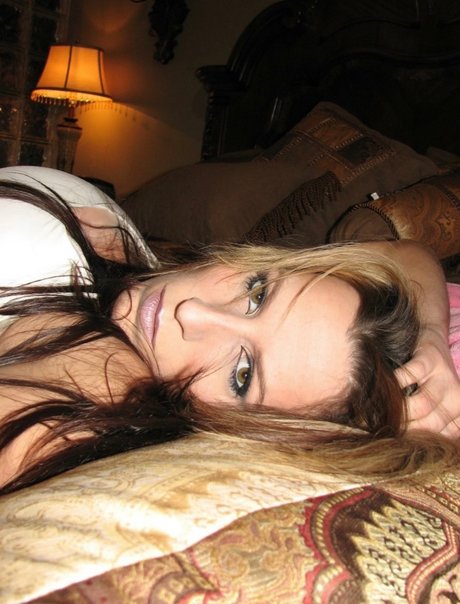 La House Wife onlyfans content leaked