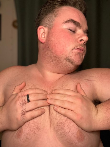 Tyler Howell leaked onlyfans.