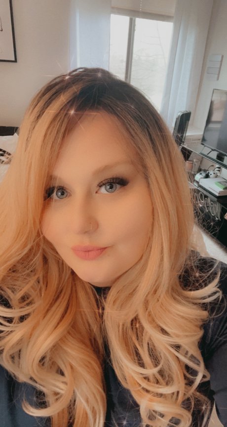 Tatted Baby Cakes onlyfans leaks sex