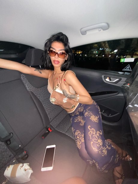 VALLERIA CARAMELA leaked onlyfans nude