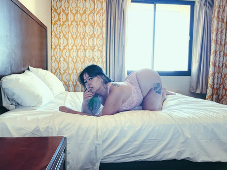 Kyra Lynn onlyfans pictures