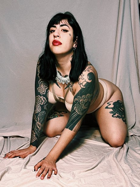 Giantess Jenna onlyfans exposed