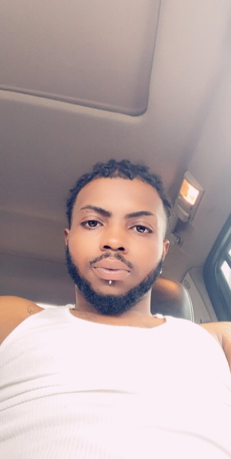 M AR K onlyfans boobs