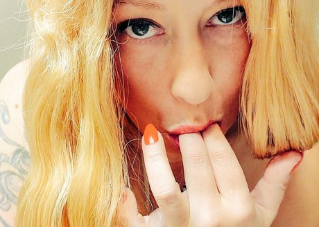 Liana the Italian Stallion_ only fans pictures