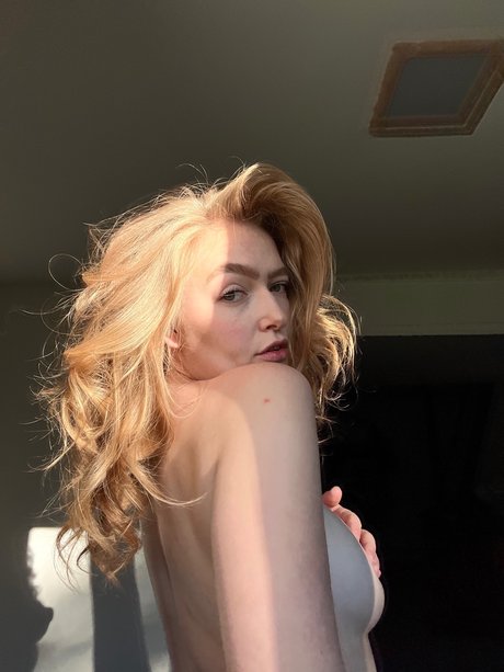 Elizabeth Patrick onlyfans nude