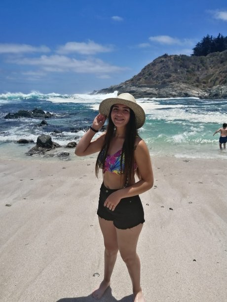 camila onlyfans model photos