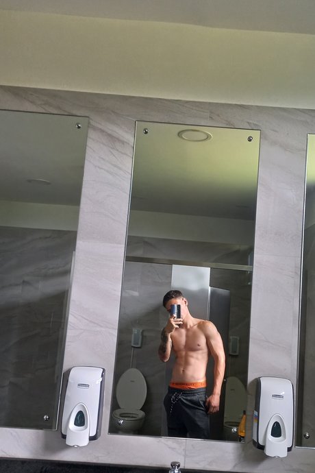 Roger Ram rez nudes onlyfans leaks