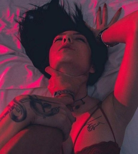 menhaveonlyfanstoo onlyfans nude tits