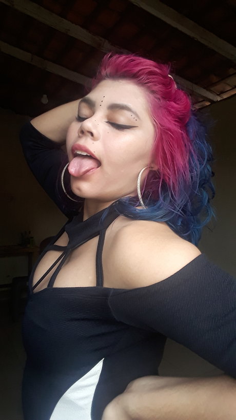 Mila Matos onlyfans nude leaks