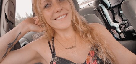 Sara Gillespie only fans leaks