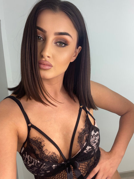 alina ayl onlyfans pic