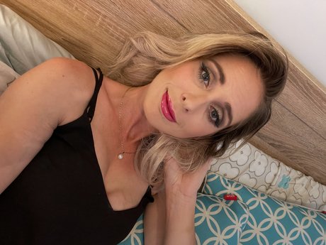 Lace amp amp Heels naked onlyfans leaks