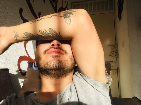 Mauricio Hil only fans sex