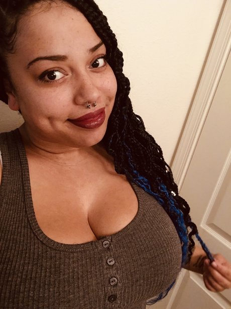 TheRealRoxyRose naked onlyfans leak