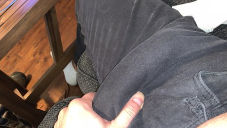 JuicyD8 onlyfans explicit content