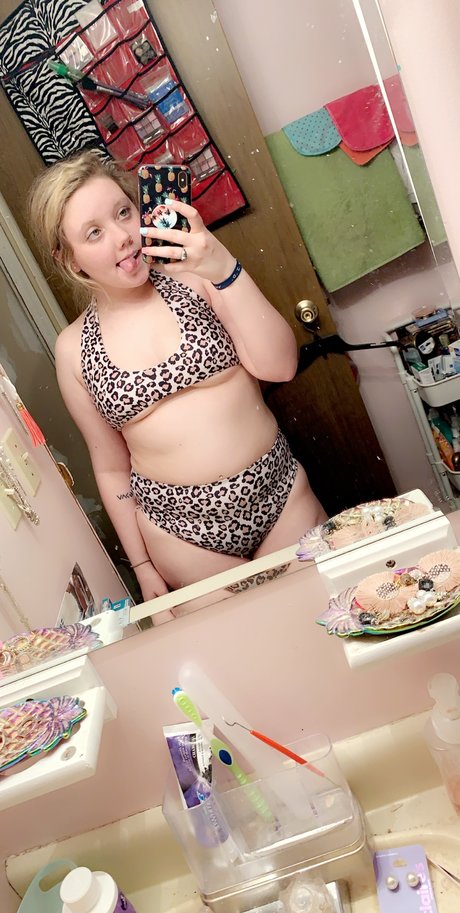 Madyson Lowe porn leaked onlyfans