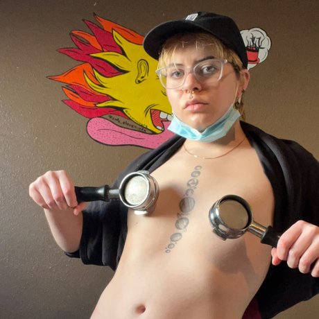 Angsty androgynous bae rista_ onlyfans porn