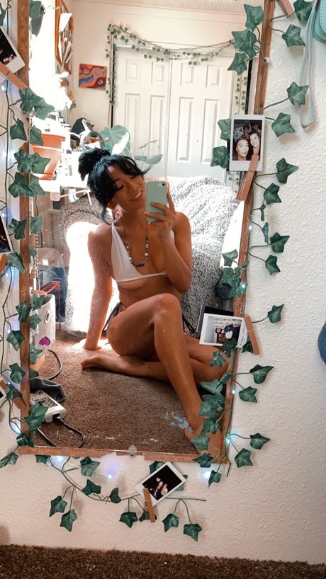 Lil Asian leaked onlyfans naked