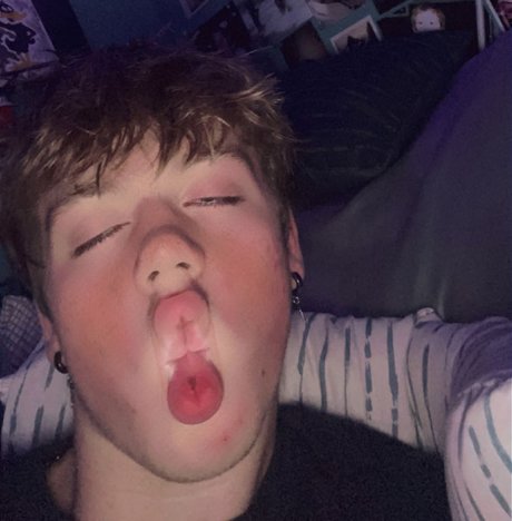 Steven Sub Bottom_ onlyfans free content