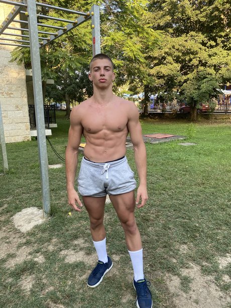 Valentin Bonev only fans naked